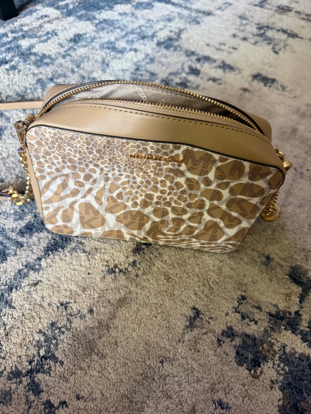 Michael kors purse and wallet